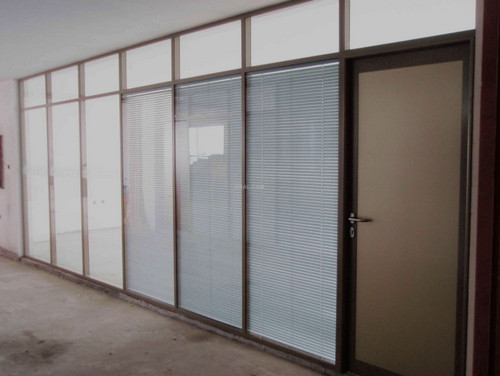 辦公室玻璃隔斷