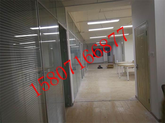 武漢辦公室玻璃隔斷生產